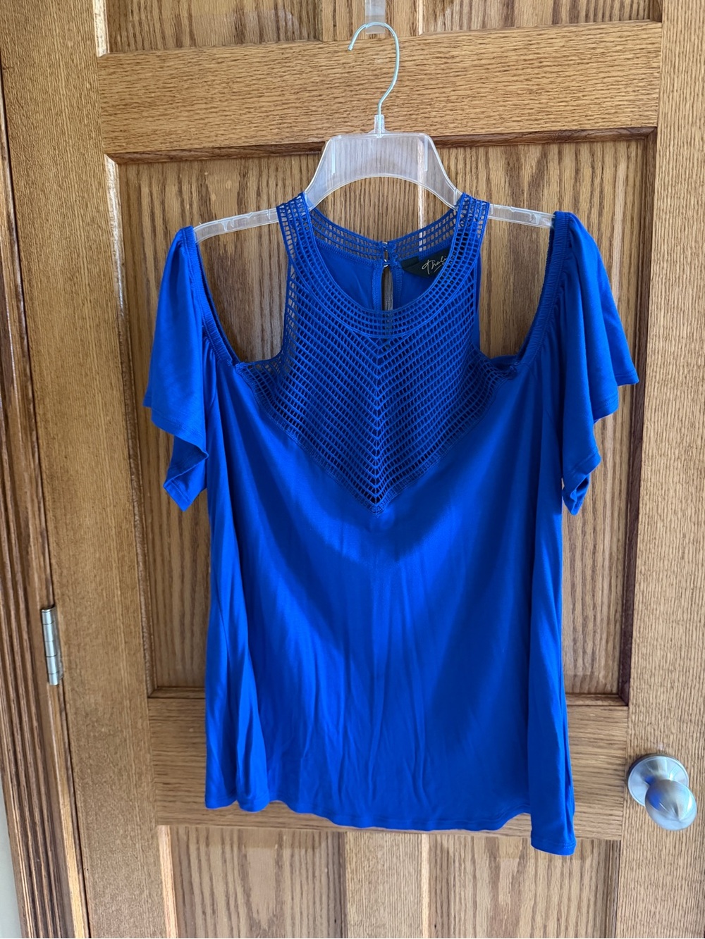 Thalia Sodi Xl Cold-Shoulder Crochet Yoke Blouse in Royal Blue
